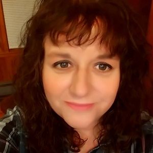 Meet your Posher, Teresa